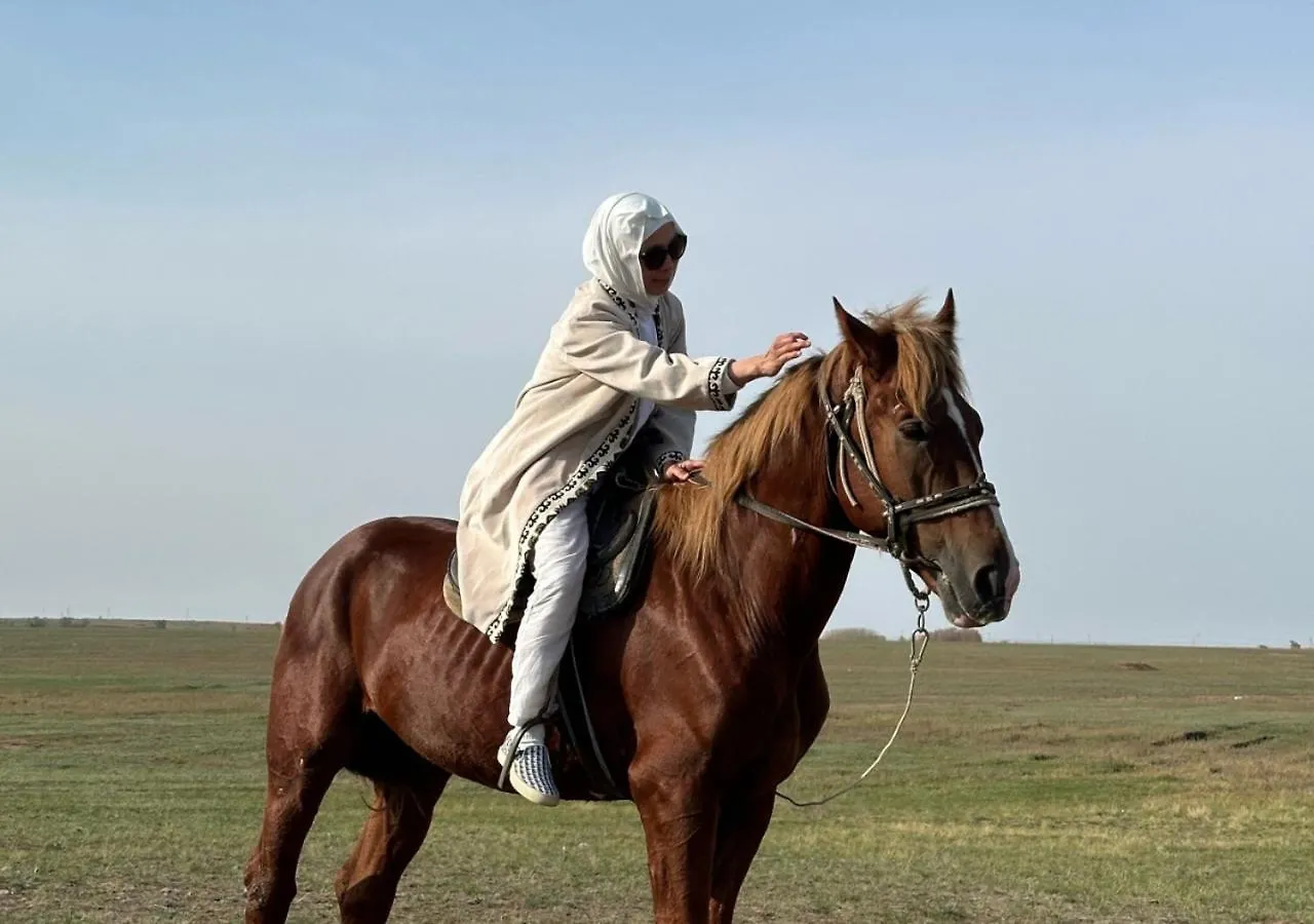فندق Отель У Ботанического Сада, В Самом Центре أستانا