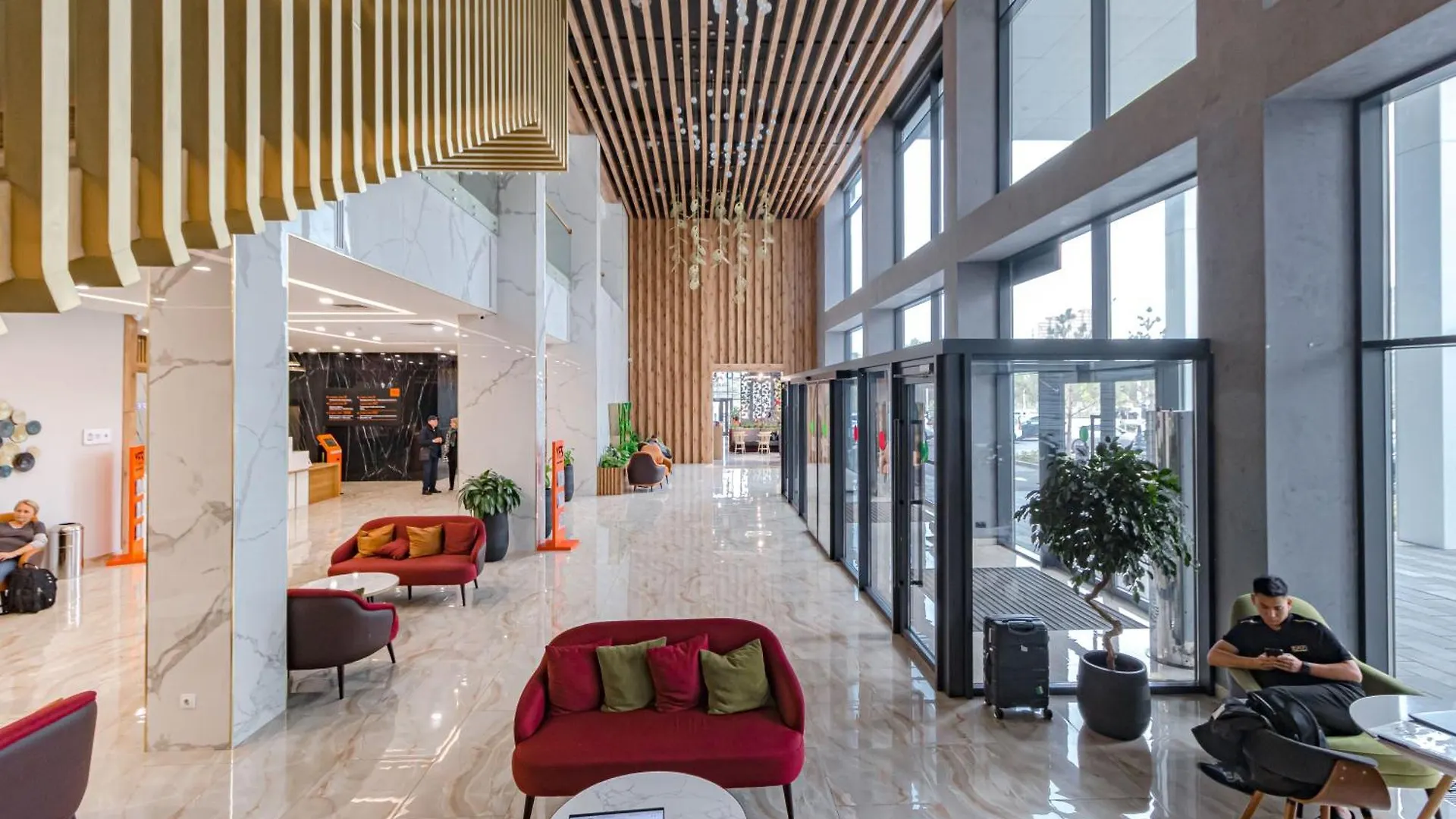 Отель У Ботанического Сада, В Самом Центре Nur-Sultan  Hotel Nur-Sultan (Astana)