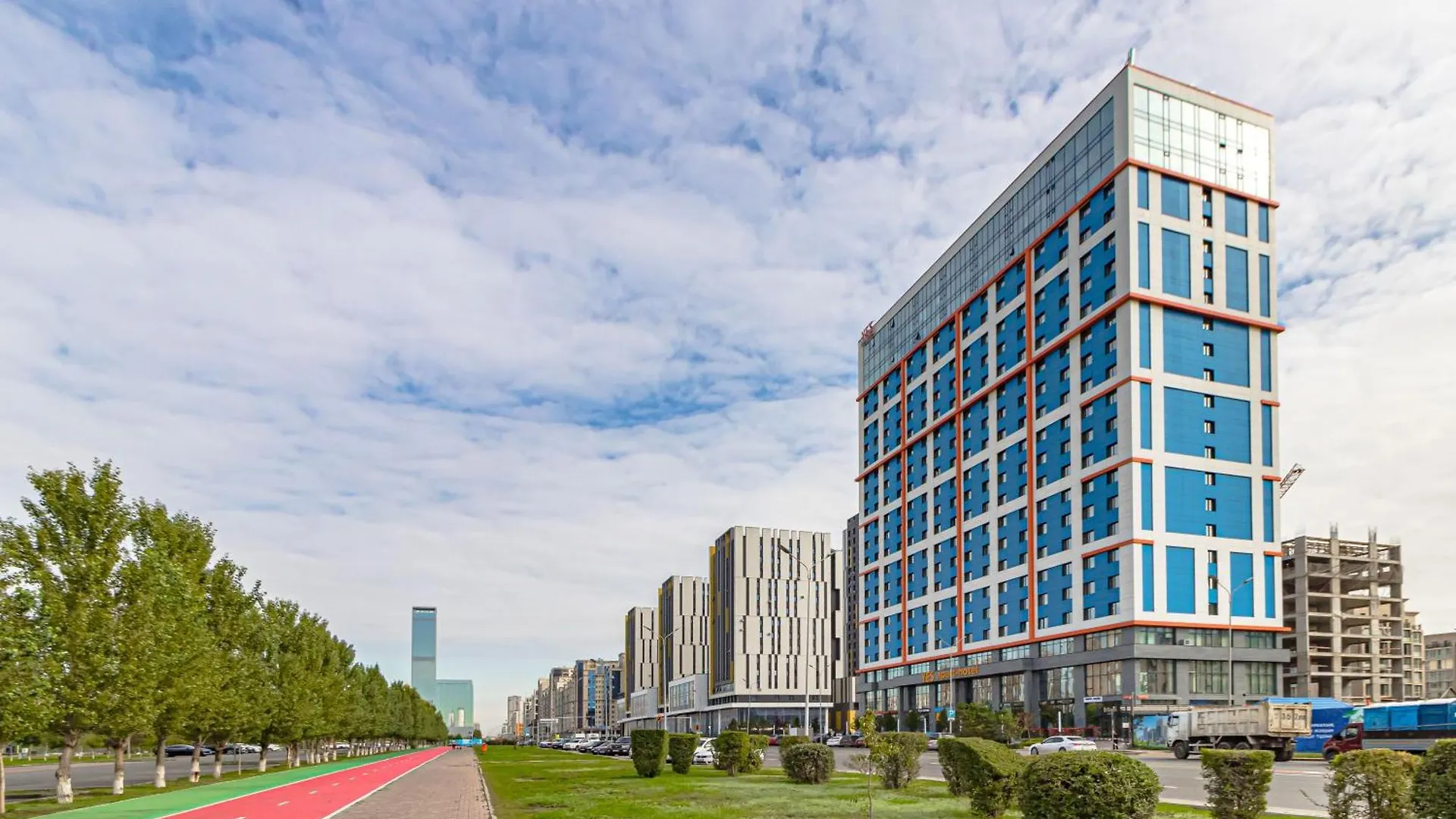 Отель У Ботанического Сада, В Самом Центре Nur-Sultan  Nur-Sultan (Astana)