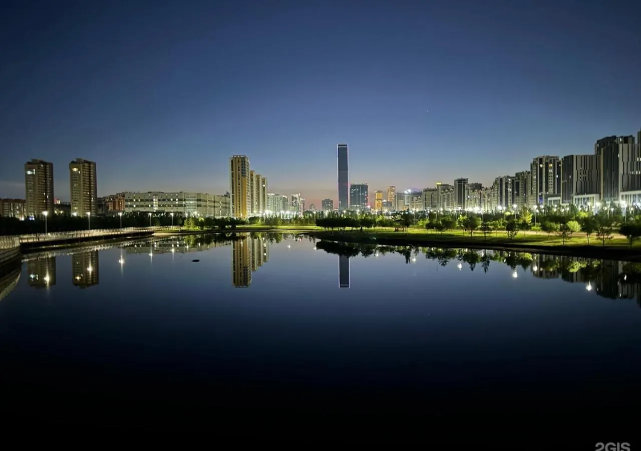 Отель У Ботанического Сада, В Самом Центре Astana